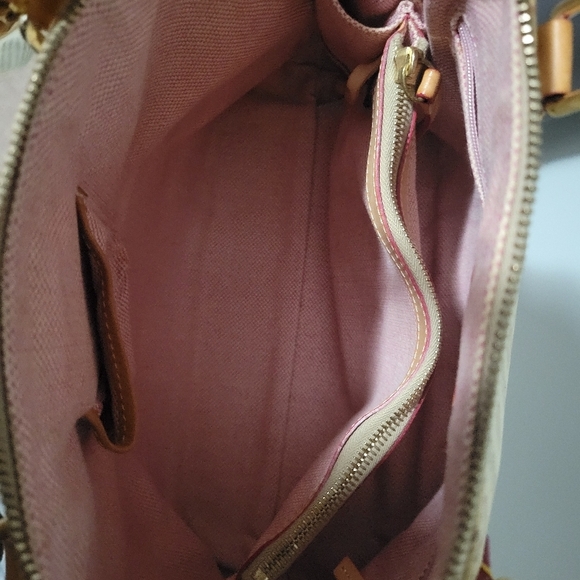Dooney & Bourke Beige Satchel - Picture 5 of 14